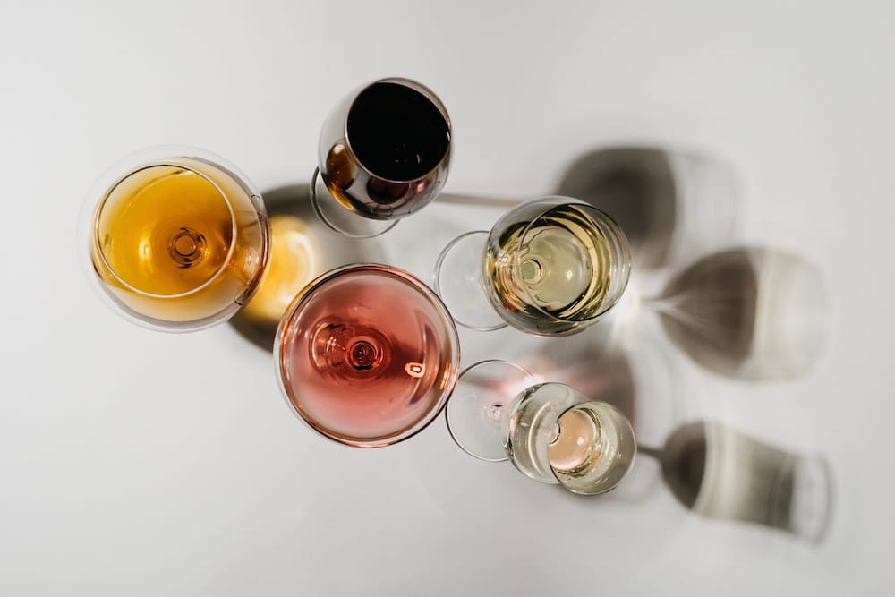 Ausgewähltes Wein Probierpaket mit verschiedenen Weinen bei Fenske´s Weine & Feinkost